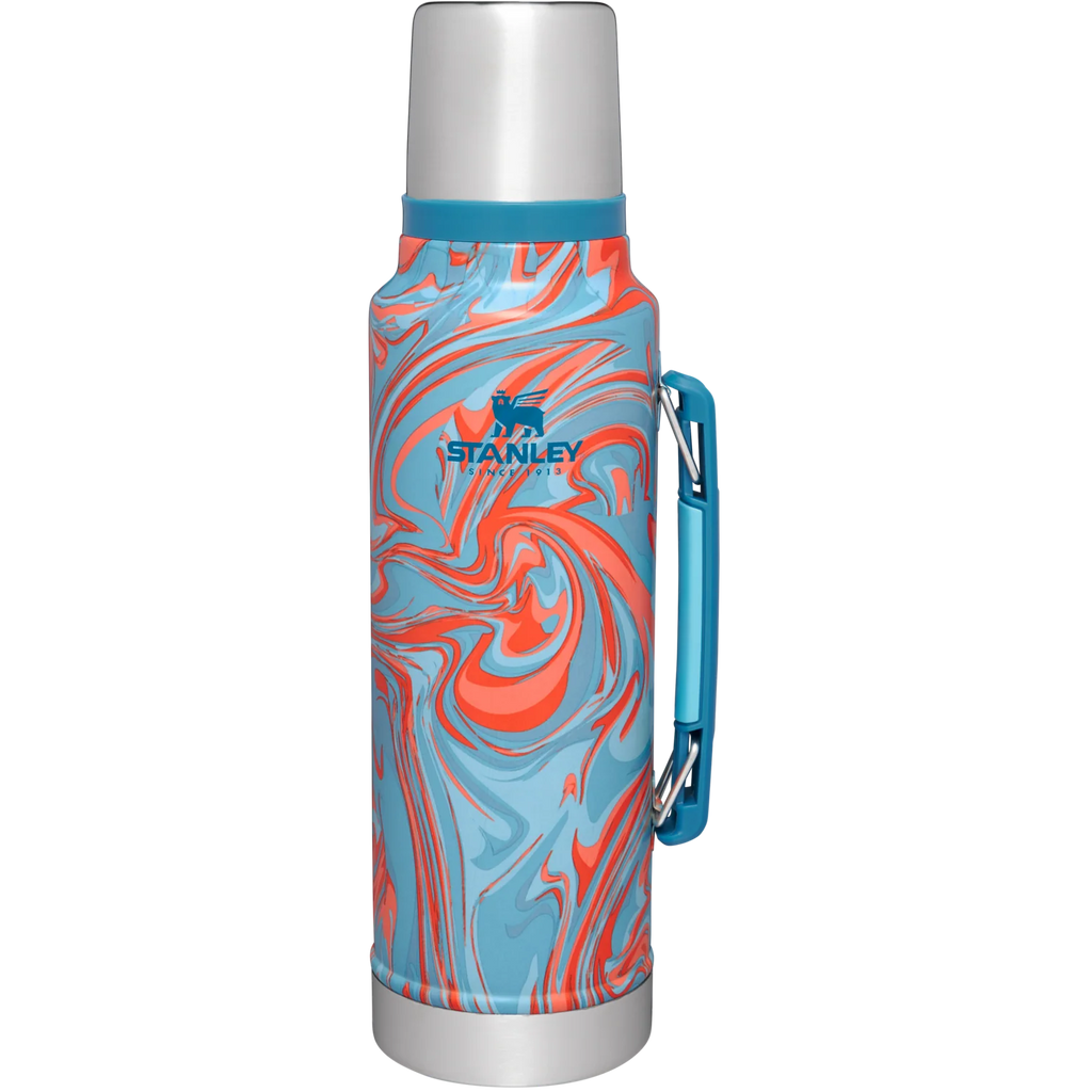 Classic Legendary Bottle | 1.5 QT Pool Swirl